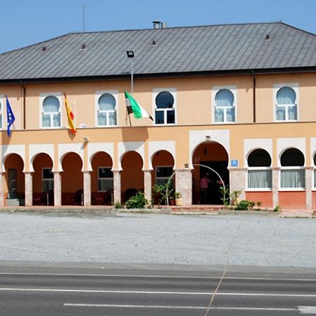 Hotel Medina Ghaliayah Galisteo Bagian luar foto